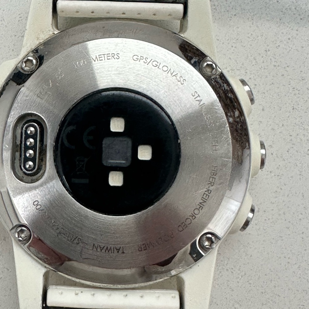 Garmin Fenix Silver and White Watch - Picture 6 of 7